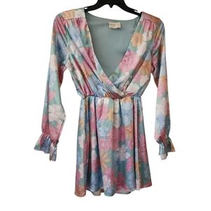 Dress Up Floral Long Sleeve Dress Small